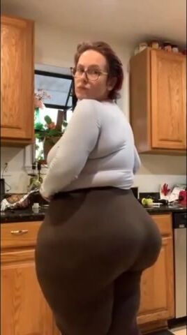 CHUBBY FAT THICK TIKTOK ALL-STARS - 04(GIGANTIC BOOTY EDITION)