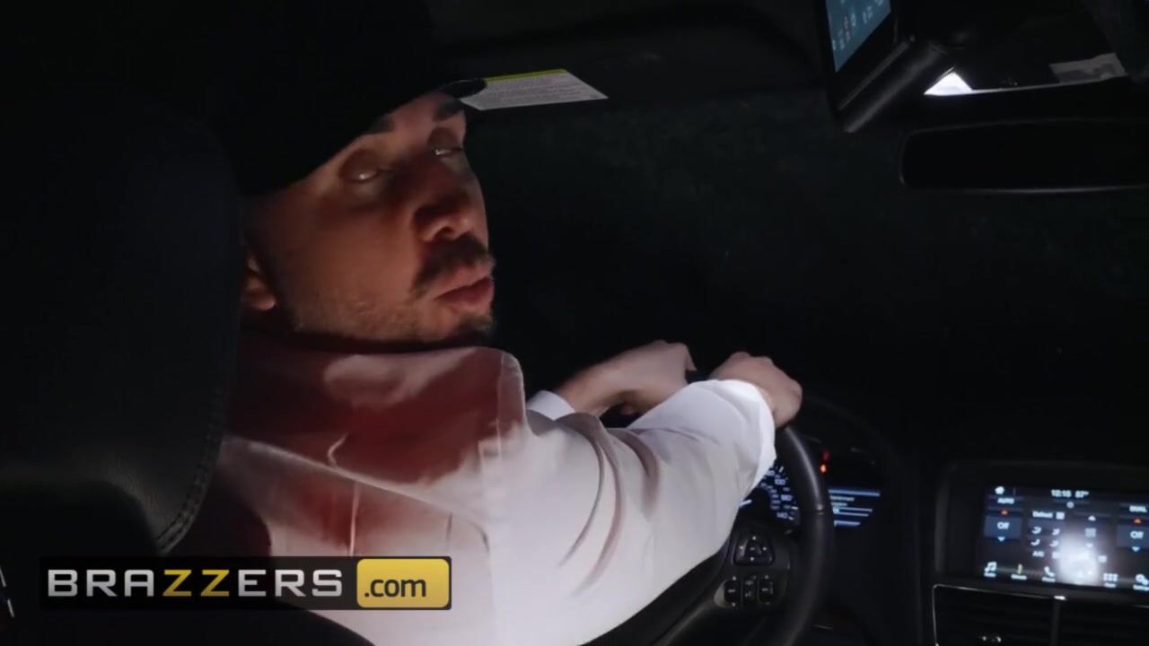 Brazzers - Adorable blonde James fucks her limo driver