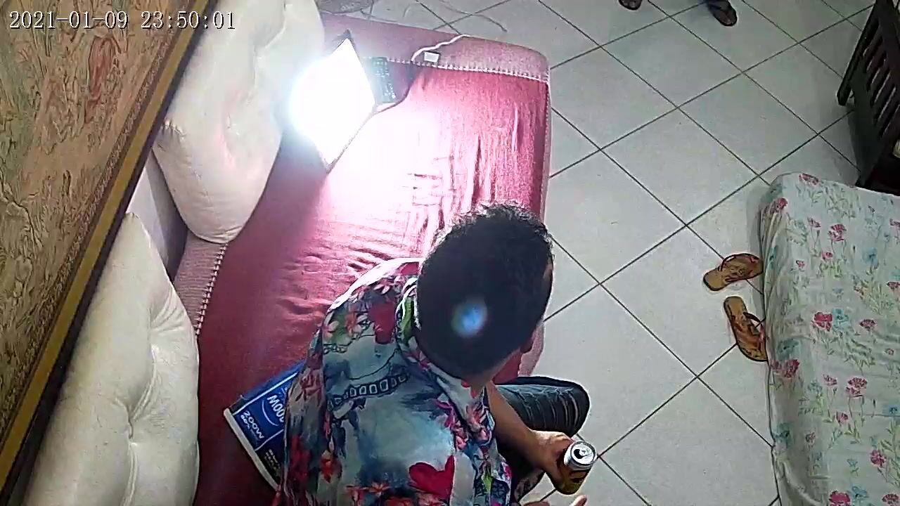 Negrão dotado coloca Paty Bumbum para mamar