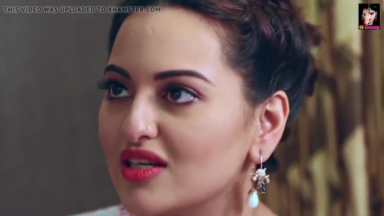 Sonakshi Sinha face beautiful close up