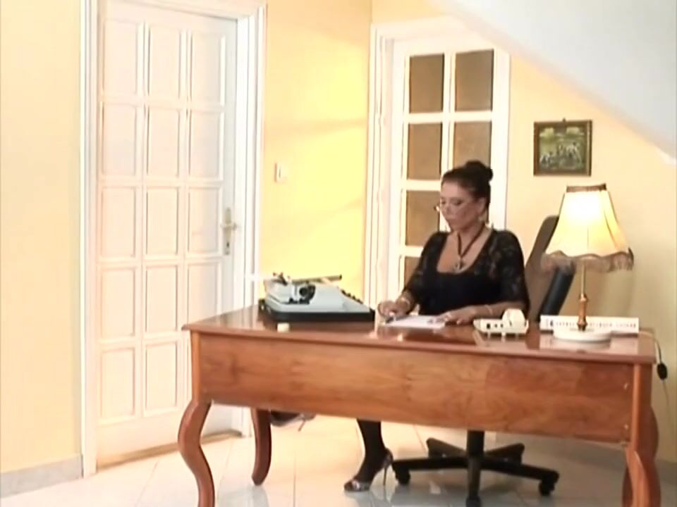 Secretary Candy Strong fucking into ebony pantyhose