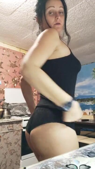 I Love to Dance - VikkiSexy