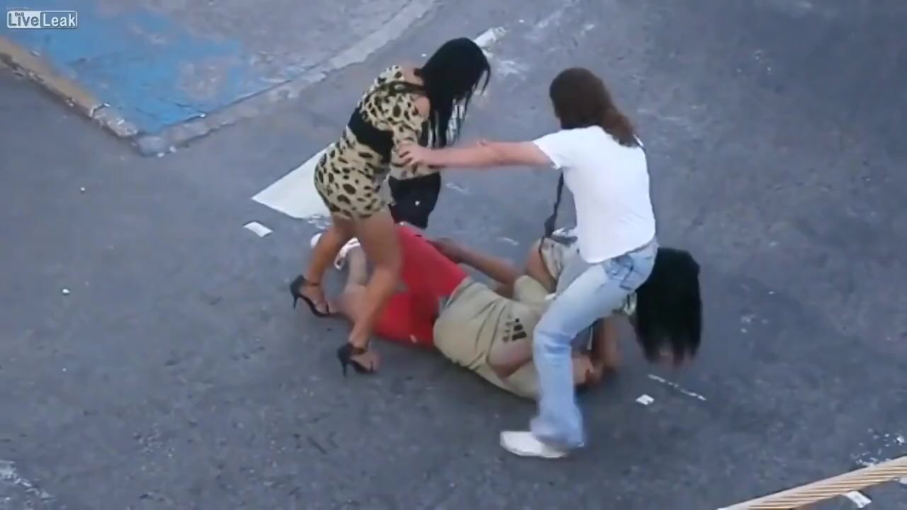 prostitutes beat a client