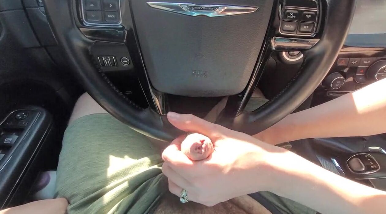 Outside vehicle hand job with cummed