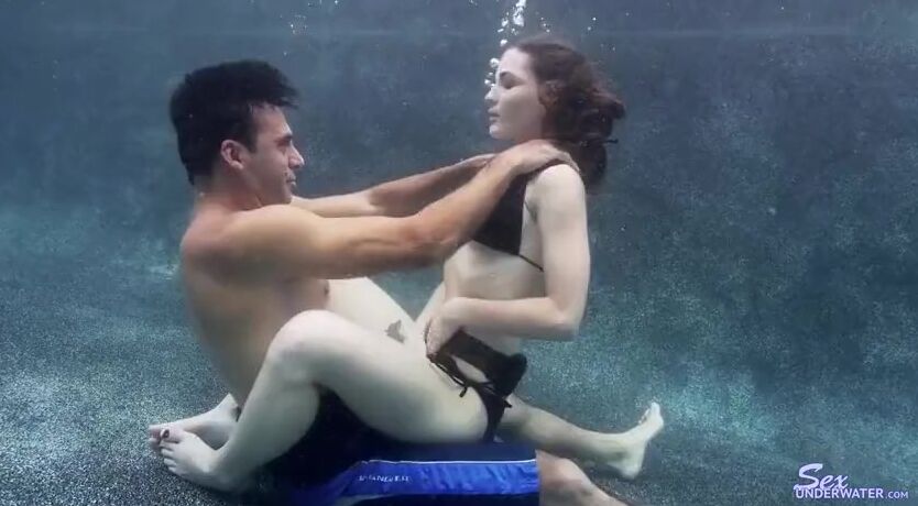 Molly Jane being jerked off Underwater