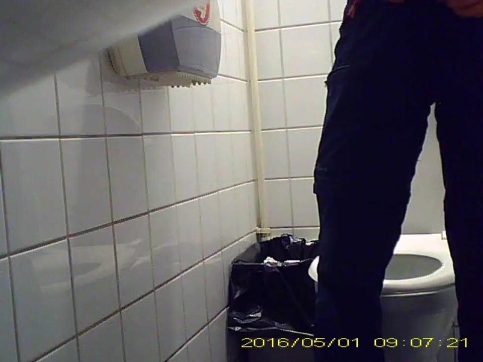 only adult cunt with mouth pissing into the outdoors mall toiletstall, spycam