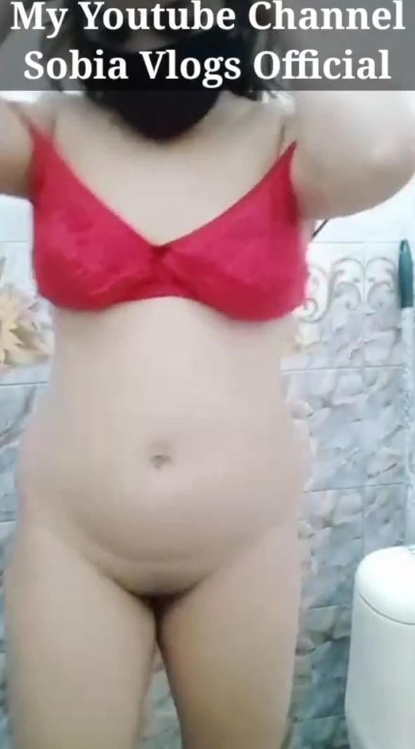 Naila Pakistani Squirting with Groaning and Screaming