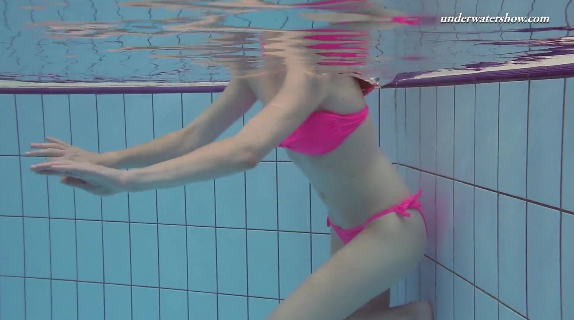 Pink Swimswear Goddess Lera Showing Nude Body Underwater