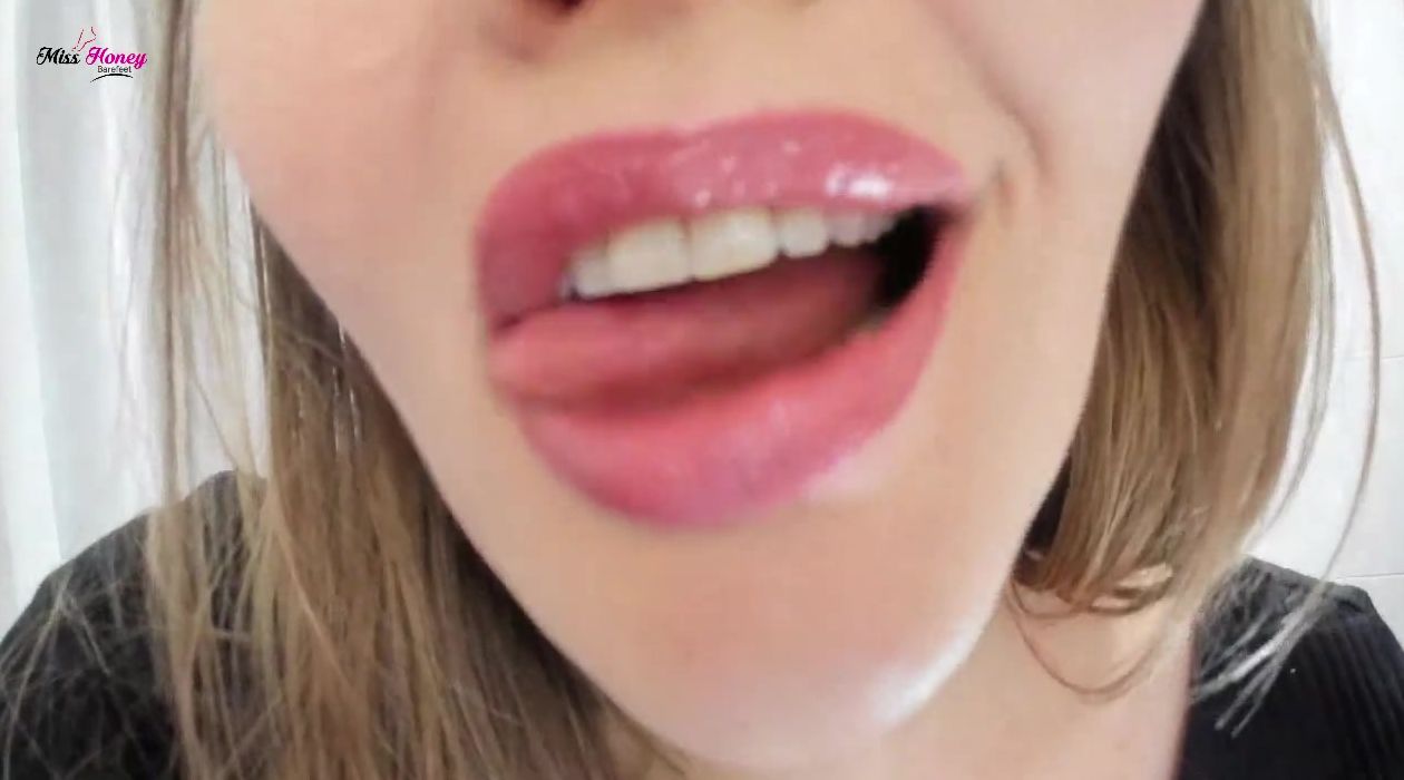 Quckie Tongue Vore Tease with miss Honey Barefeet