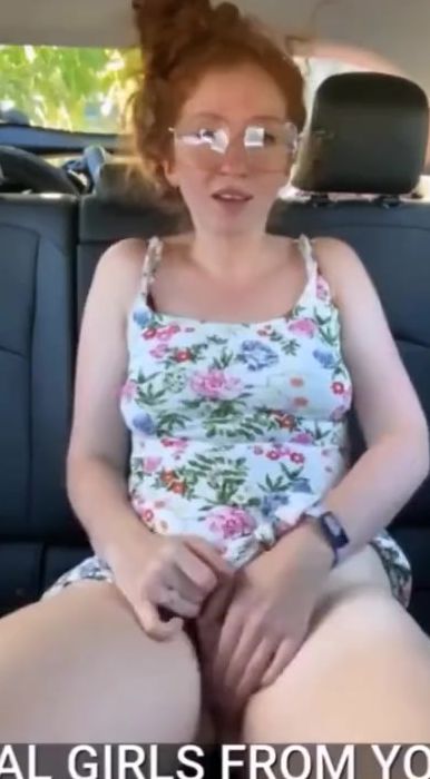 Hottie masturbation chick inside vehicle she is panic