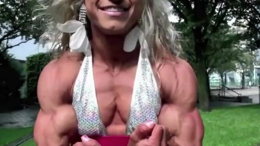 muscle fbb Beauty muscle RM comp flexing teasing muscular