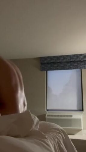 Pretty Fat Booty Big Tit 19 Y/o Getting her Twat Ruined inside Hotel by Gigantic Cock