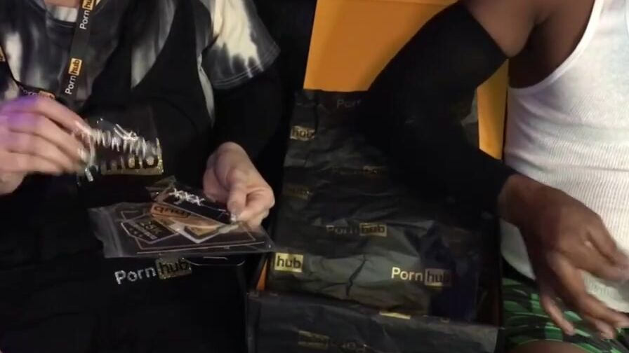 Thank you for 25K Pornhub Subscribers Silent Unboxing Gift