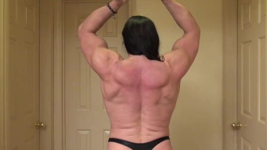 Ripped Princess - With Muscles Like These, Shes the Princess