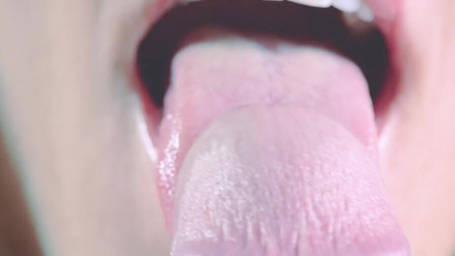 Sesual tongue posing oral sex and perfectly destroyed orgasm