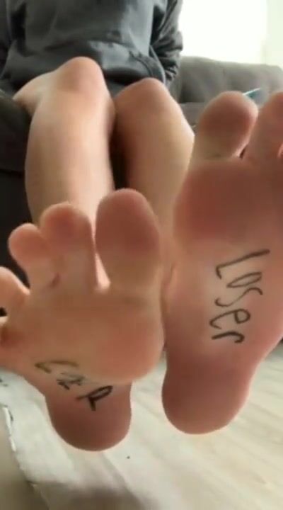 Humiliation toes tease