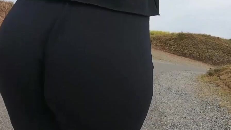 Outside Exhibitionist View Through Yoga Leggings Huge Butt Fiance