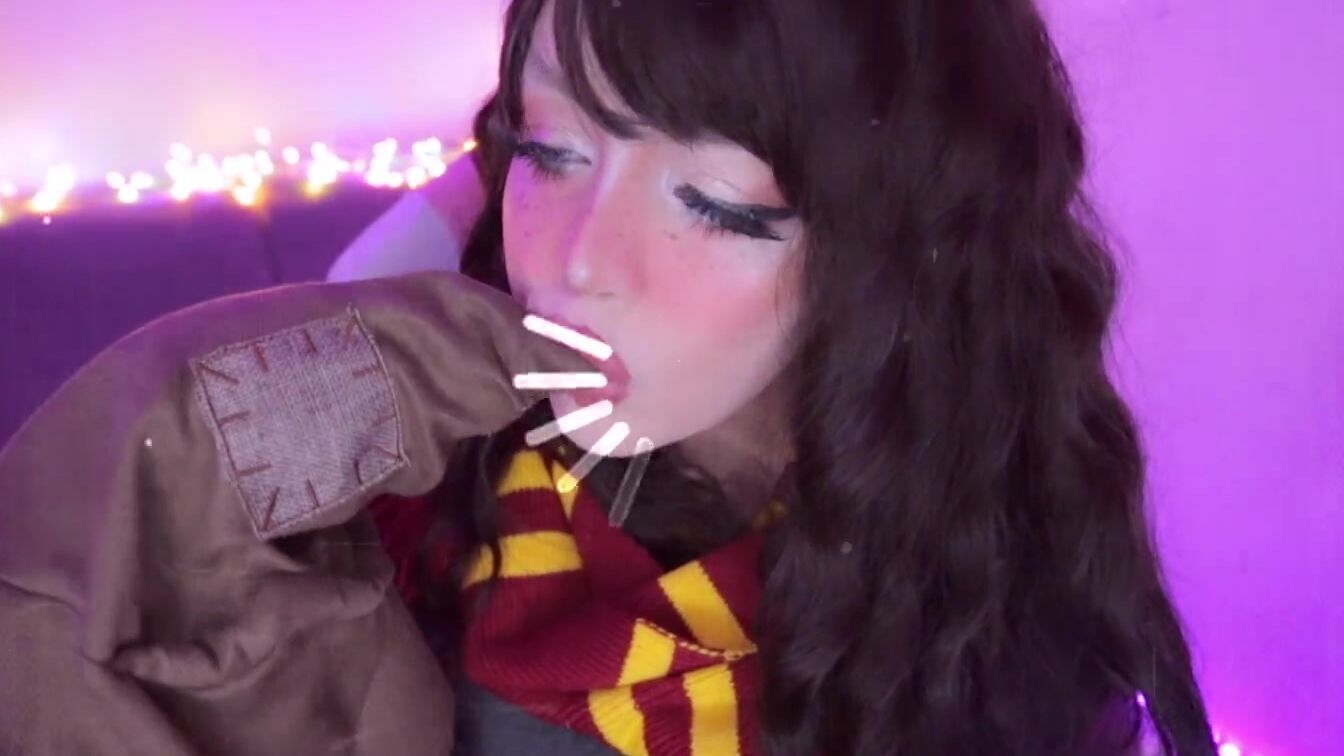 ASMR ❤️ Hermione Making Out the Sorting Hat ( Hermione Granger Cosplay | Harry Potter )