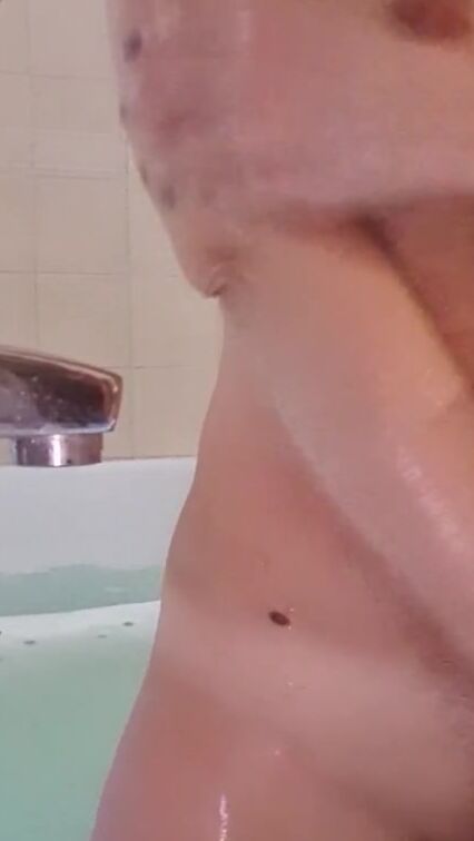 Ex-Wife exposed into tub....for my plaesure