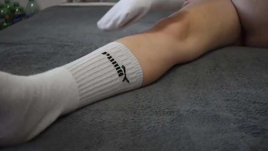 Beauty Legs Into Long Socks - Miley Grey