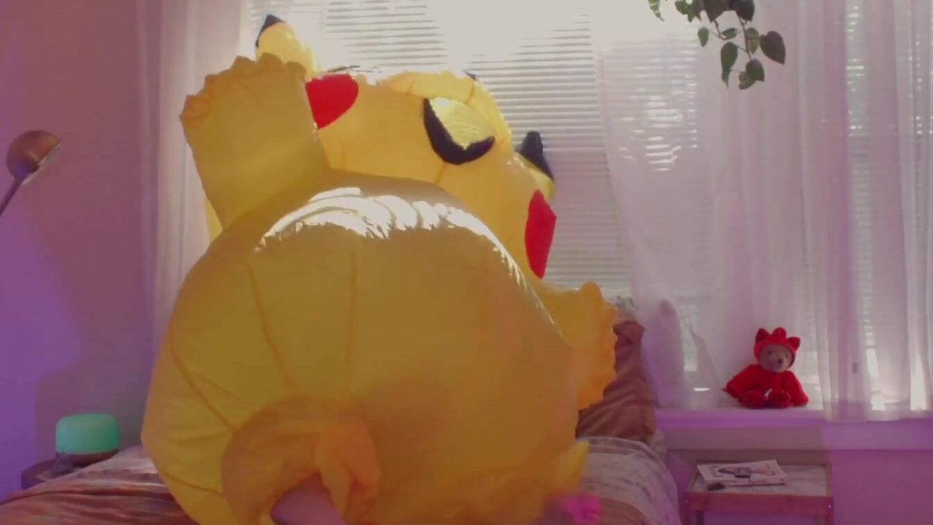 dumbest celeb on earth struggles inside pokemon costume (SFW)