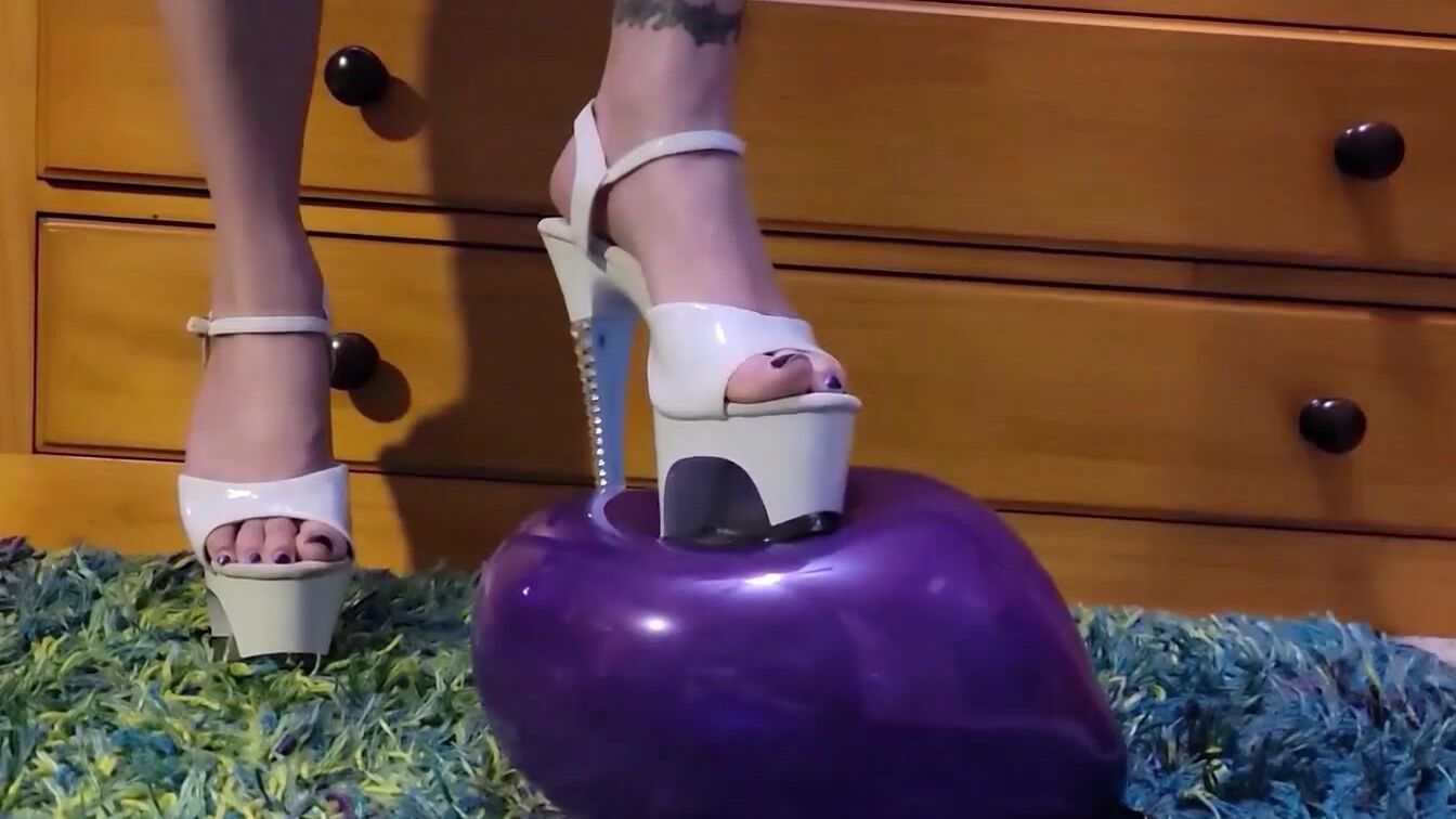 (Clips) FEET & HEEL BDSM: Food Smashing, Vegetable Crushing, Balloon Popping, Making an EGGY MESS