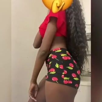 Slim Darkskin African Twerks & Gets Naked!