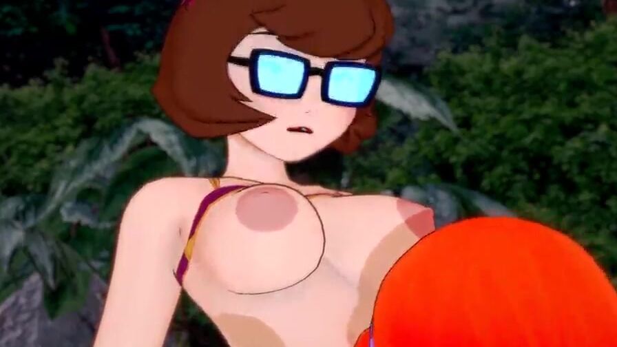 Nerdy Velma Dinkley and Red Headed Daphne Blake - Scooby Doo Lesbo Hentai