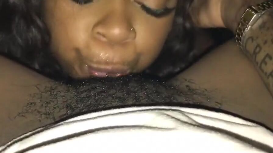 Adorable Women Eating A Unshaved African Cunt