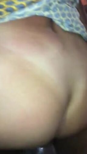 Perfectly tanned Brazilian takes bbc while her boyfriend is gone