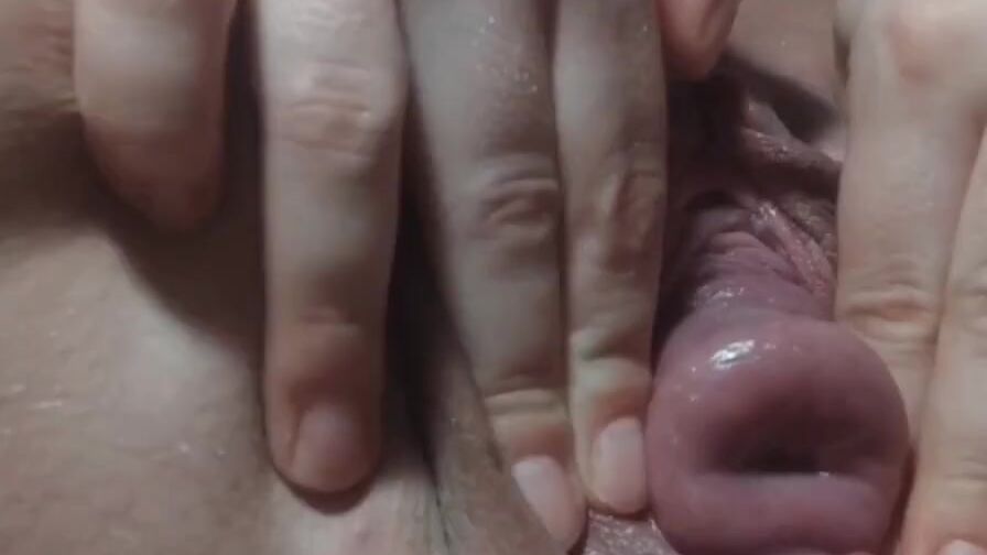 Cervix performance,rub and try finger inside