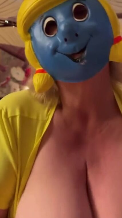 Smurfette and her gigantic 44G boobs give titjob and hand job to papa Smurf! (Ending on my site!! Beauty