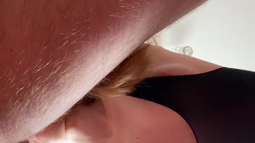 Thick women suck her boyfriends penis & cum into mouth