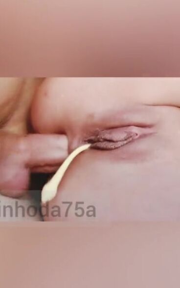 Iranian women anal fucked دختره ویبراتور کرده تو کسش و کون میده