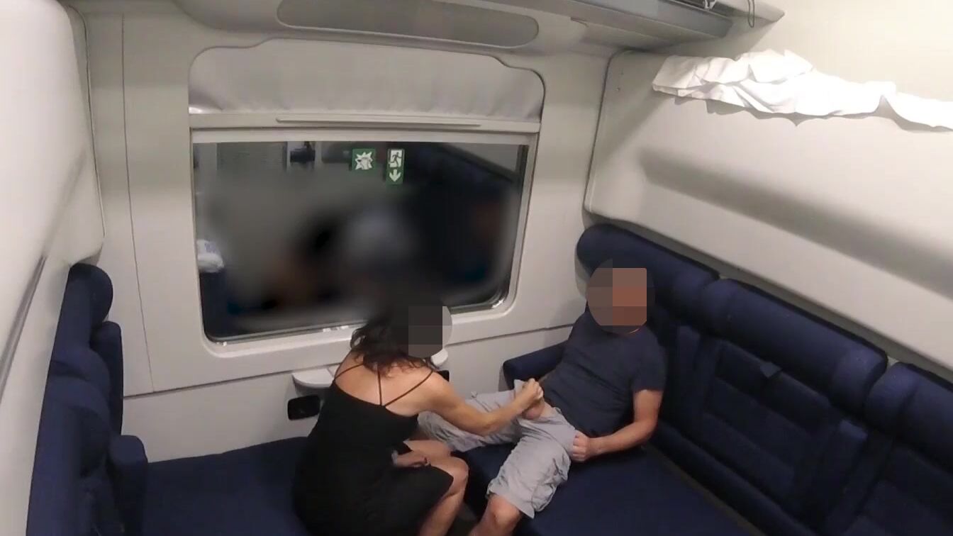 Cock flash - I pull out my cock inside front of a chick on the train and help me cum