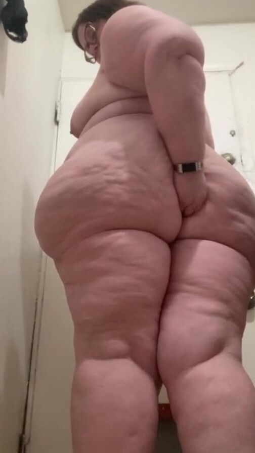 A another quick curvy Mandy performance off