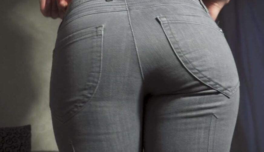 Worship My Phat Butt into Tight Denim Jeans 4K