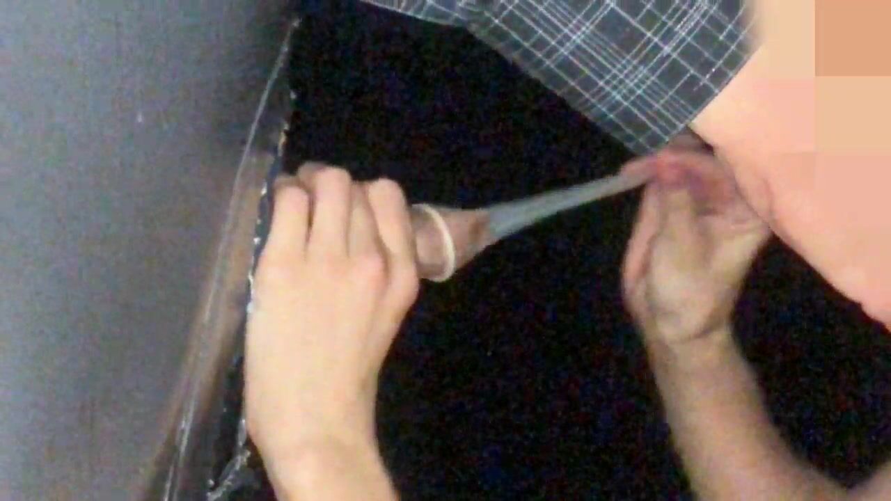 Lovers enjoing glory hole at the club, she love take 2 cocks