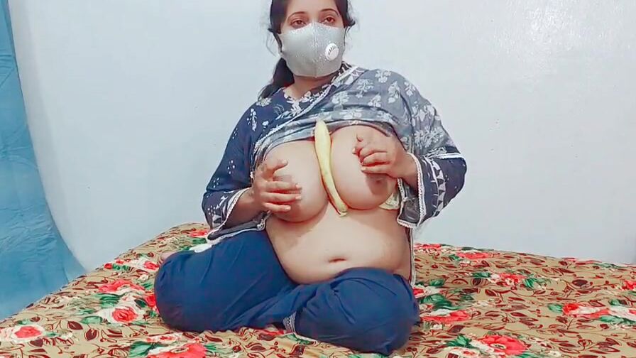 Pakistani Women Sex With Vibrator