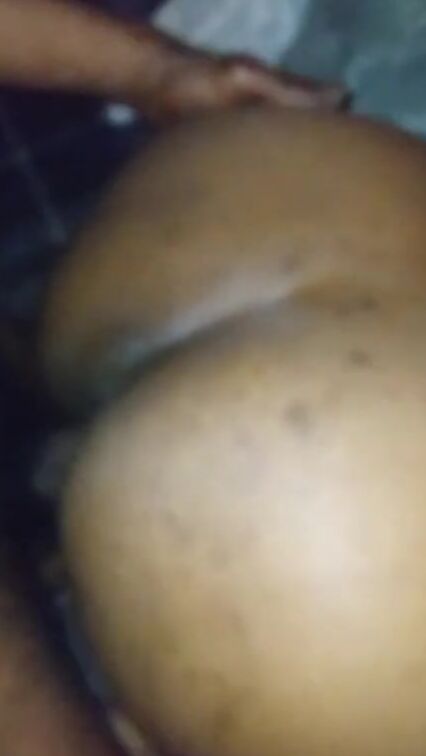 HUGE ASS BALDHEAD L.A. CUNT WITH MOUTH THROWS NICE PHAT BOOTY BACK ON GORILLA PENIS!!!!!!!