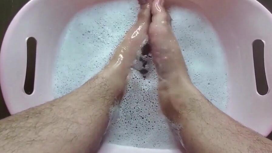 Wash and scrub my huge filthy foot