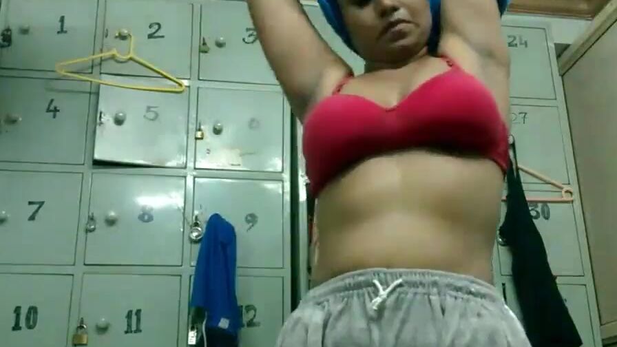 Gigantic Jugs Tamil punjab Maid Lusty Lily Inside Restroom Changing Bra and Panty Fingers Cunt