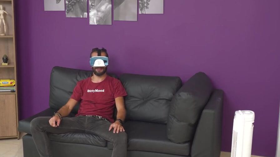 Testing virtual reality glasses