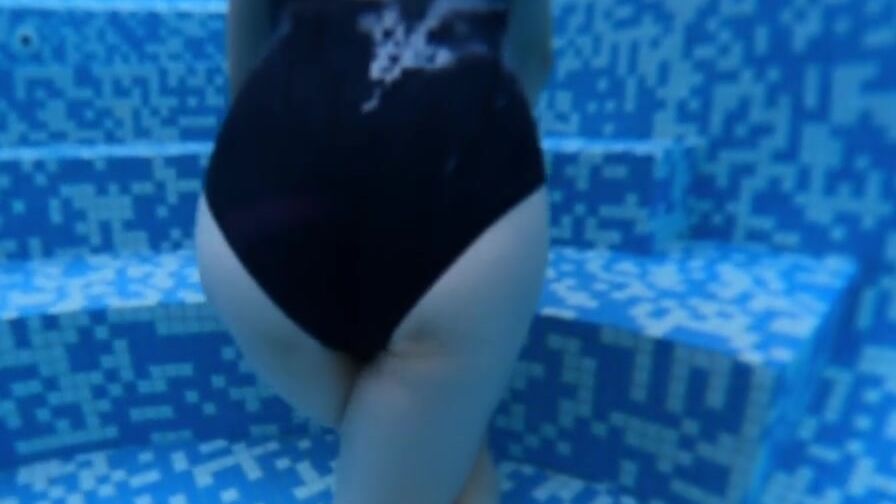 Crossed legs orgasm inside outside pool