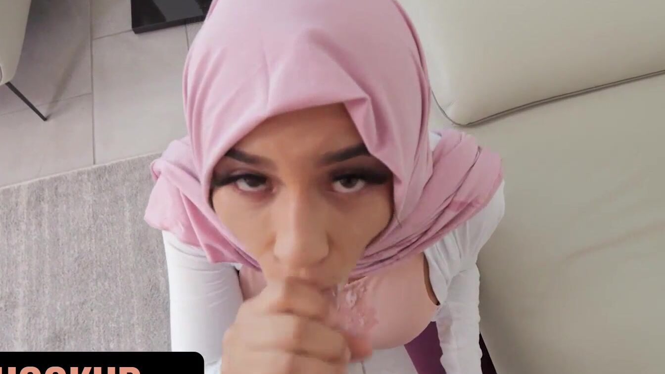Hijab Hookup - Muslim Pure Barely Legal Getting Introduced To The Wonders Of Snatch Fucking