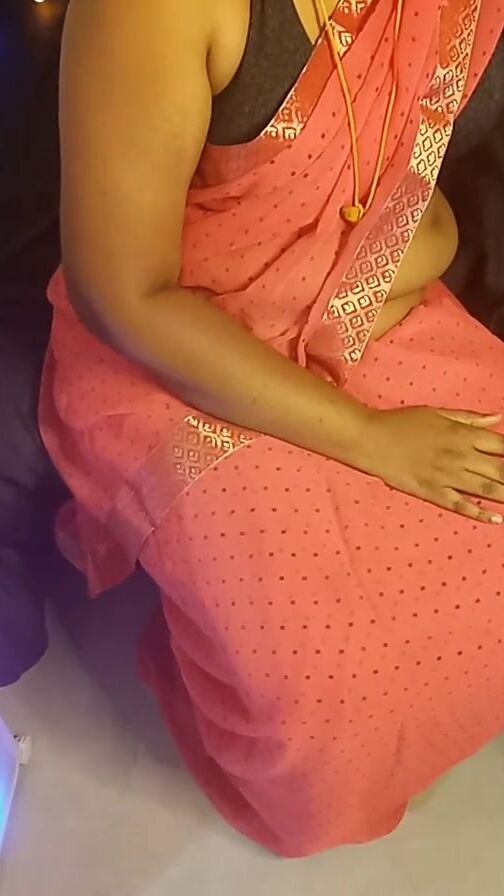 Pink saree seduction by tamil mum