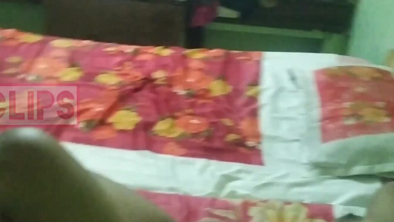 Tamil girls fucking rough sound inside bedroom